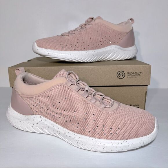 Clarks Cloudsteppers Nova Step Embellished Bungee Sneakers - Picture 1 of 7